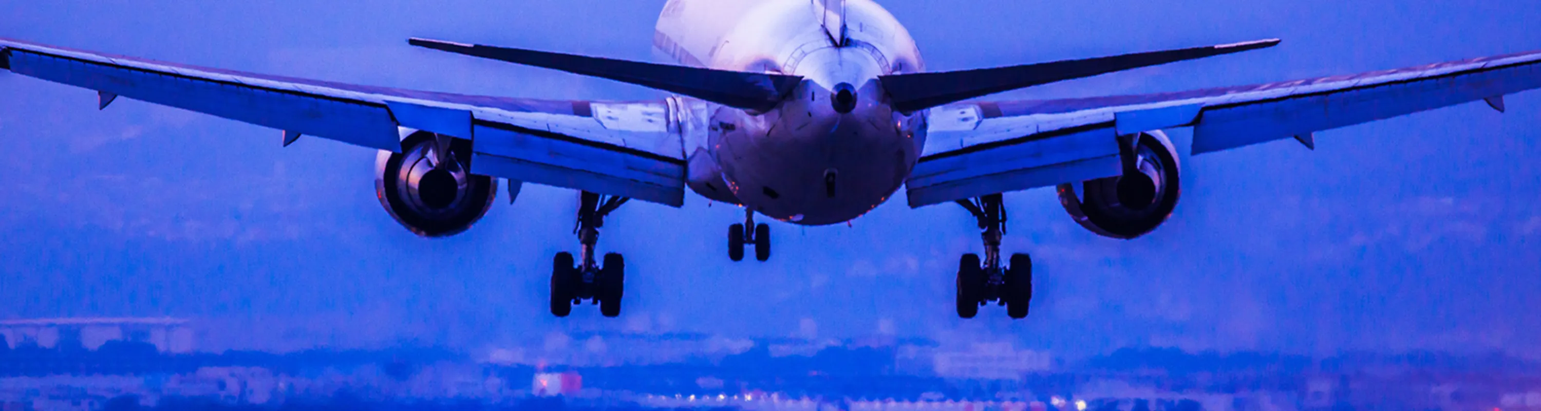 成田空港まで30分以内。2つの空港を気軽に使いこなす。
